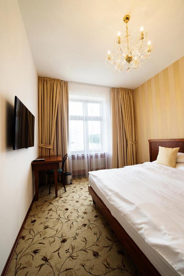 Hotel Slavie Pelhřimov Exteriör bild